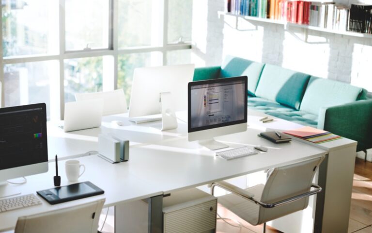 Space Optimization: Selecting Compact Office Desks for Small Workspaces