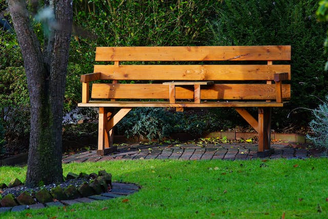 Exploring Different Types of Garden Seats