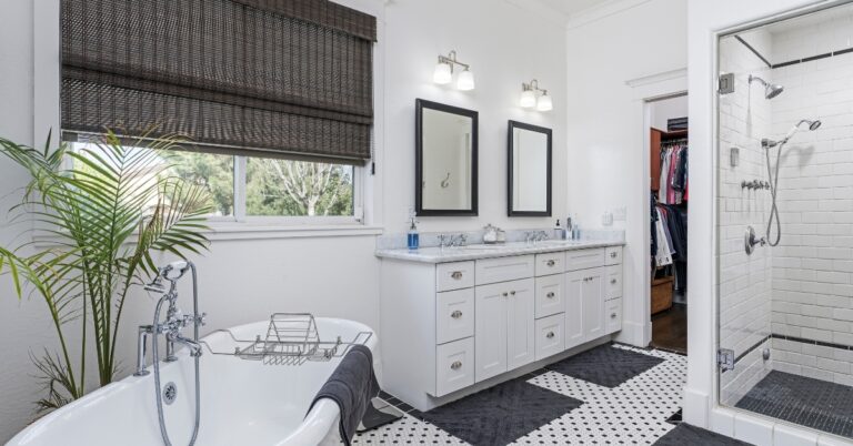 Designing the Dream Bathroom: Choosing the Right Tiles from Floor to Ceiling
