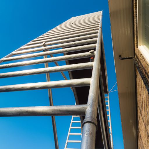 17-Foot Fiberglass or Aluminum Scaffold Plank